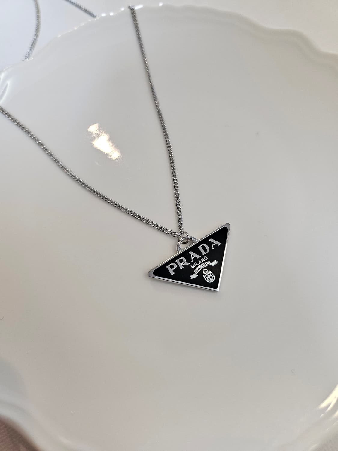 프라다 업사이클링 체인 목걸이 블랙 상품이미지2