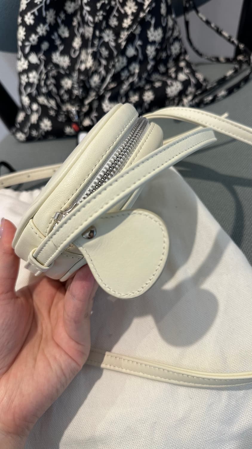 꾸레쥬 펄스백 상품이미지3