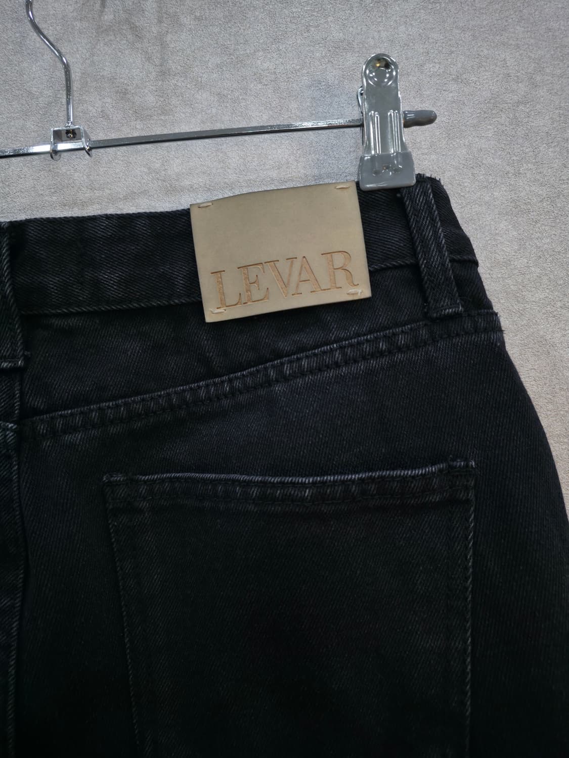 르바 LEVAR 블랙 부츠컷 데님 팬츠 상품이미지3