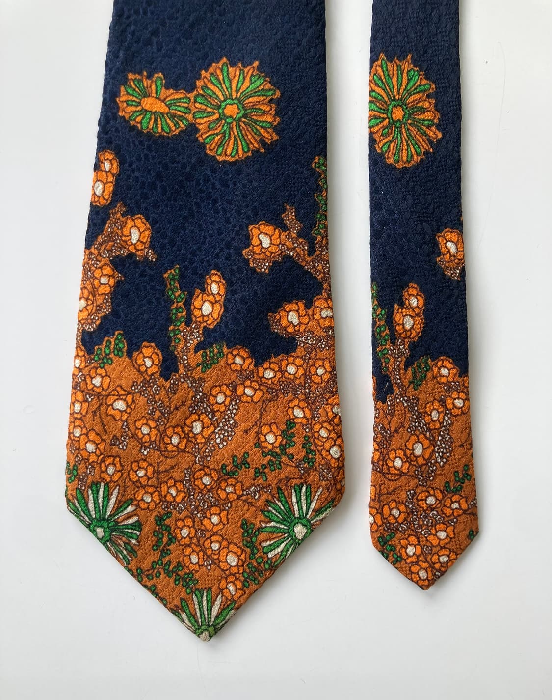 입생로랑 넥타이 상품이미지9