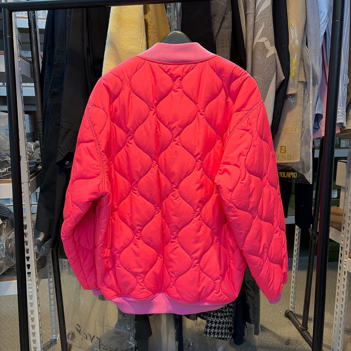 (정품/새상품) KHRISJOY 크리스조이 여성 핑크 퀼팅 봄버 자켓 상품이미지2