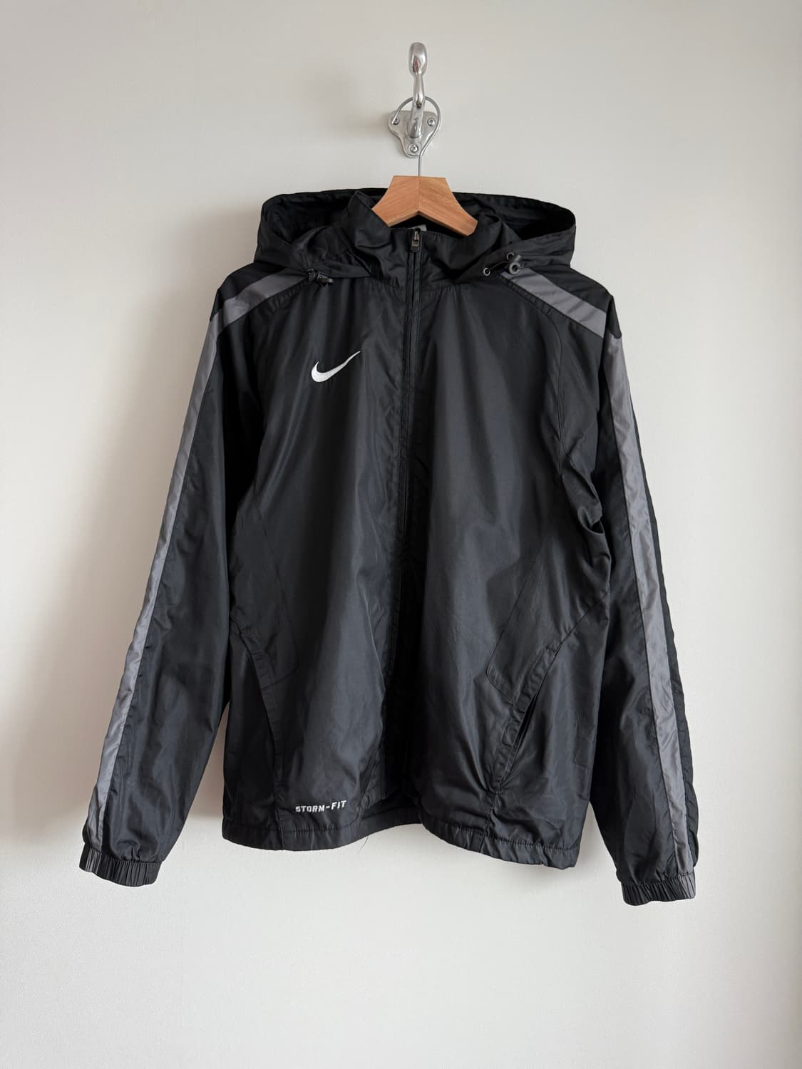 나이키(NIKE) 스톰핏 바람막이 윈드브레이커 상품이미지1