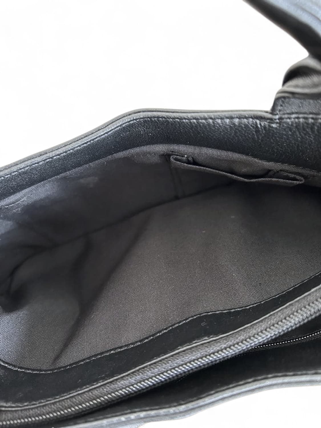 쉐도우 플리츠 가죽 토트백  상품이미지6