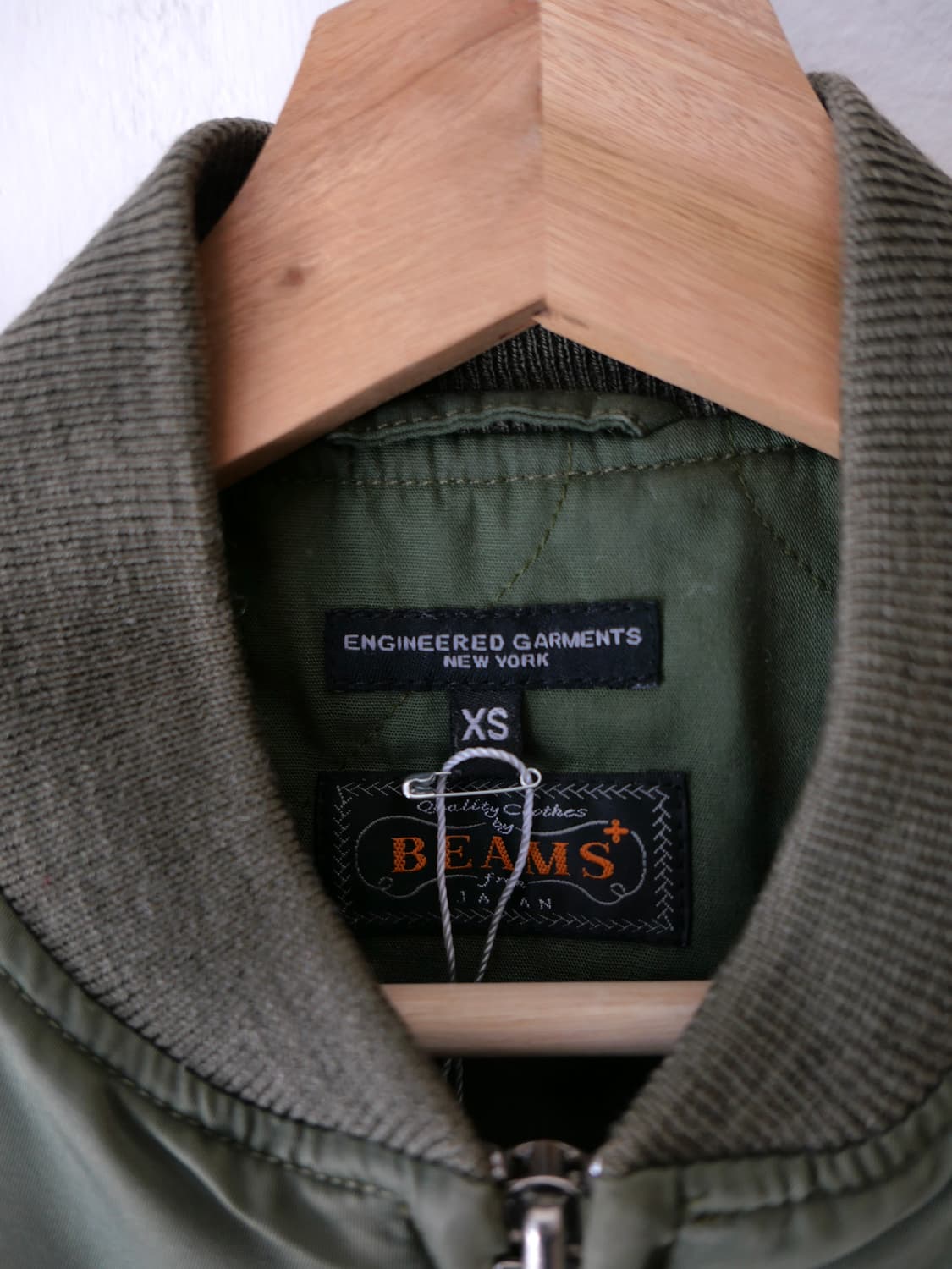  엔지니어드 가먼츠 x 빔즈 ma-1 블루종 상품이미지5