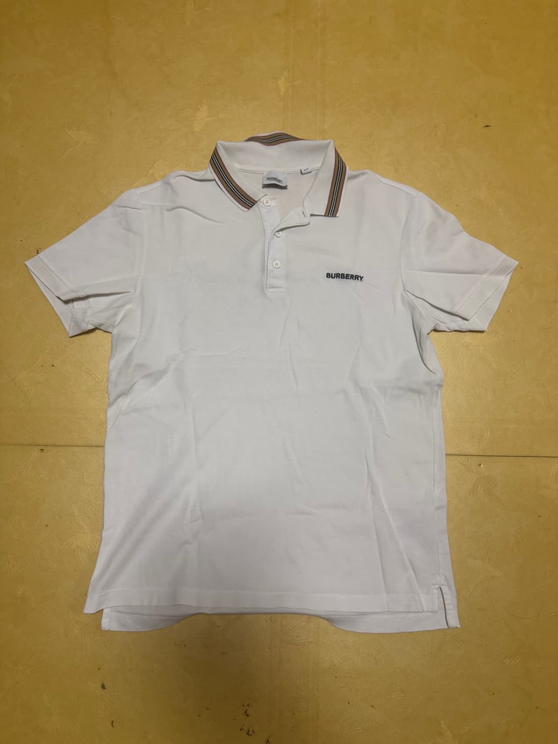 Burberry 버버리 카라체크 자수 반팔 티셔츠 M 상품이미지1
