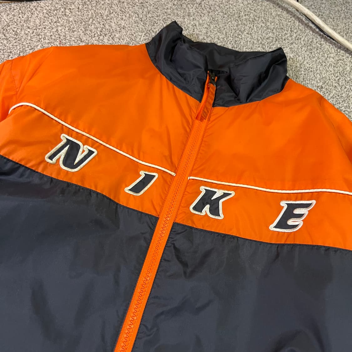 나이키 빅로고 바람막이 점퍼 상품이미지2