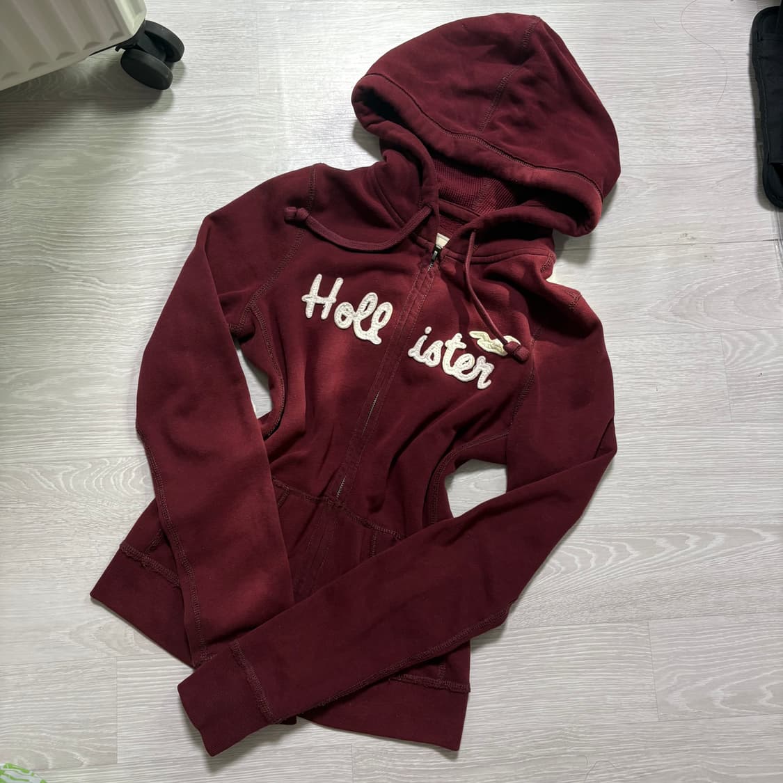 대대장) 홀리스터 ♥️버건디♥️ 딱붙 후드집업 S 상품이미지5