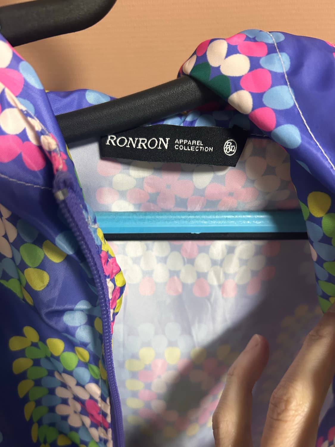 론론 하트 크로셰 패턴 후드 윈드브레이커 라이트 퍼플 상품이미지8