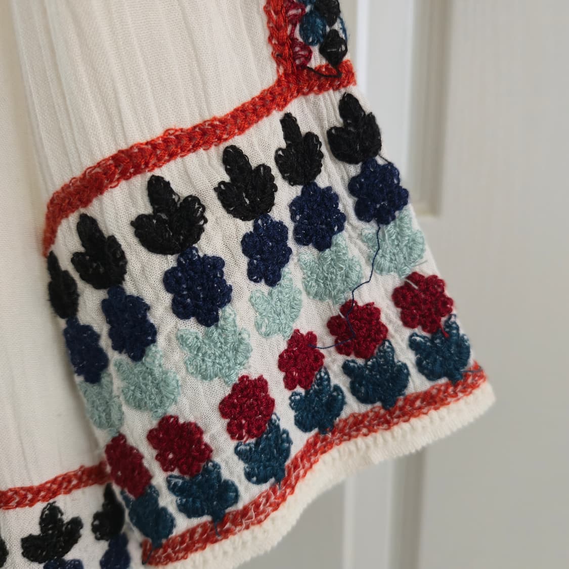 L) 자라 에스닉 자수 오픈 블라우스 상품이미지7