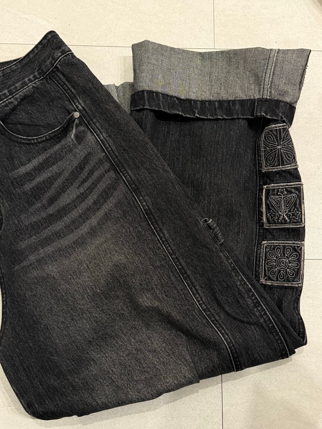 (2회착) 카락터 빈티지 엠블럼 데님 팬츠 01 상품이미지5