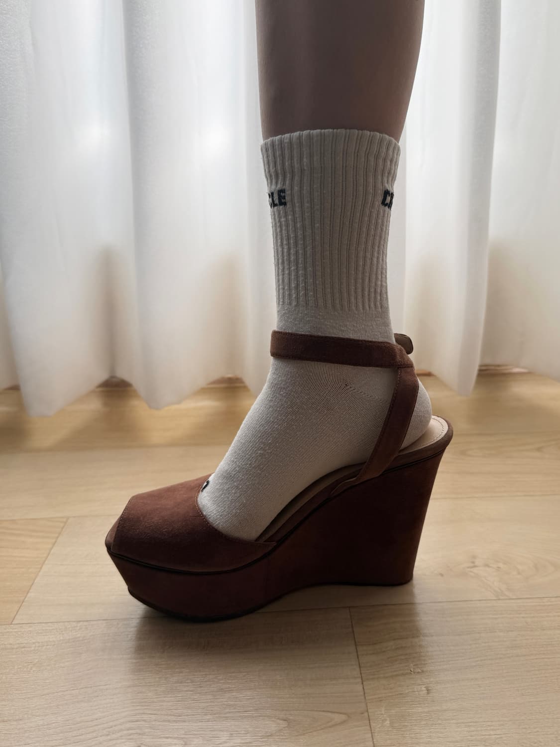 prada 프라다 플랫폼 스웨이드 37 상품이미지1