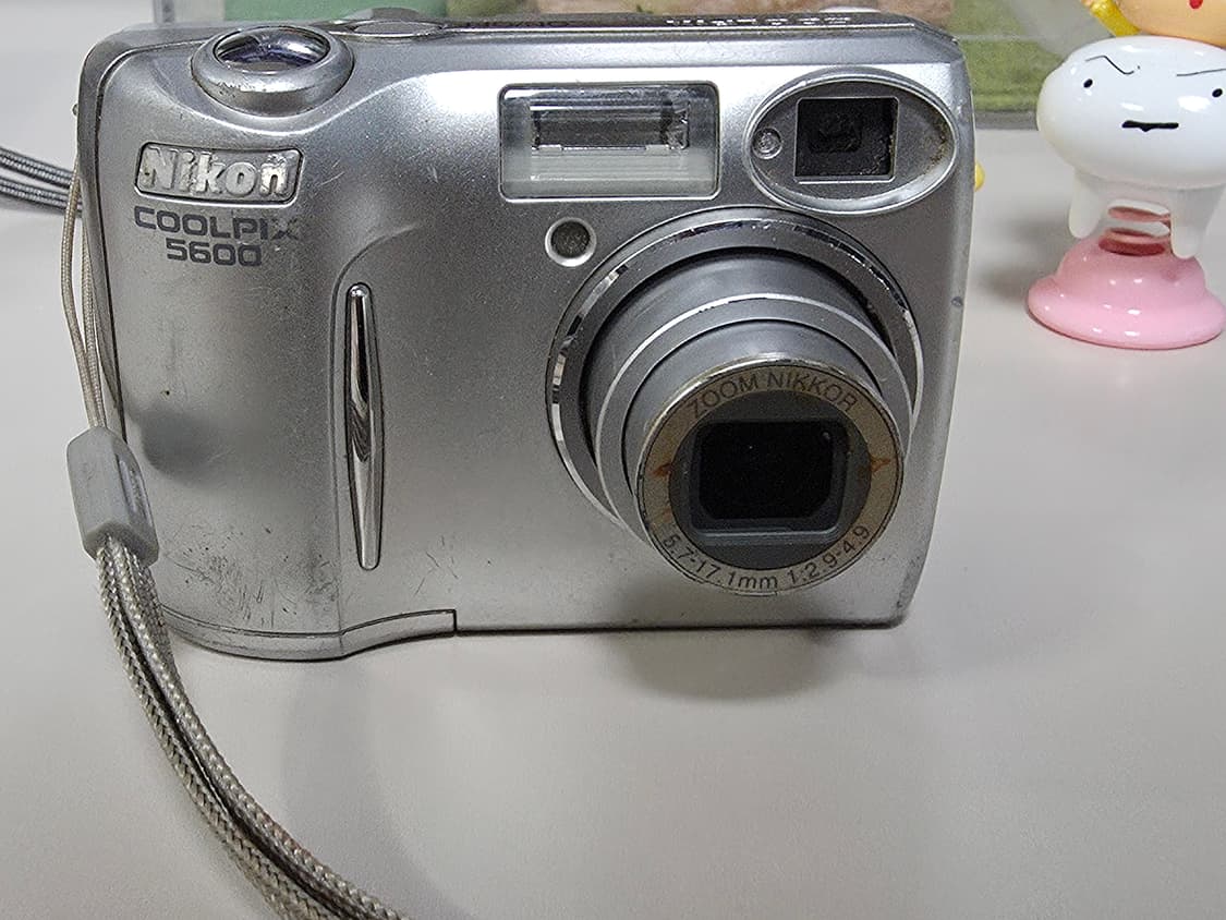 니콘 쿨픽스 5600 빈티지 디지털카메라 상품이미지1