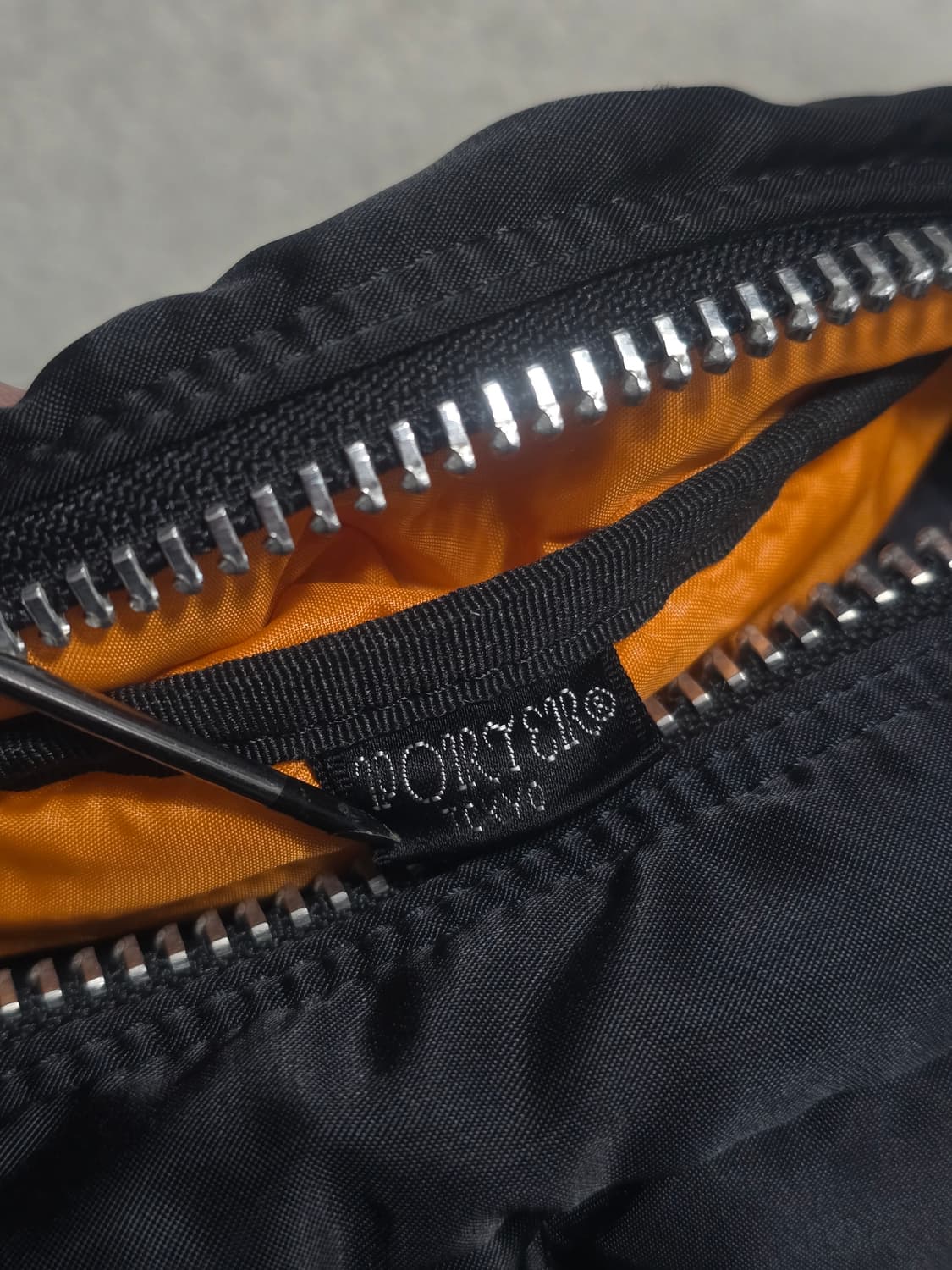 요시다포터 탱커 힙백 블랙 상품이미지6