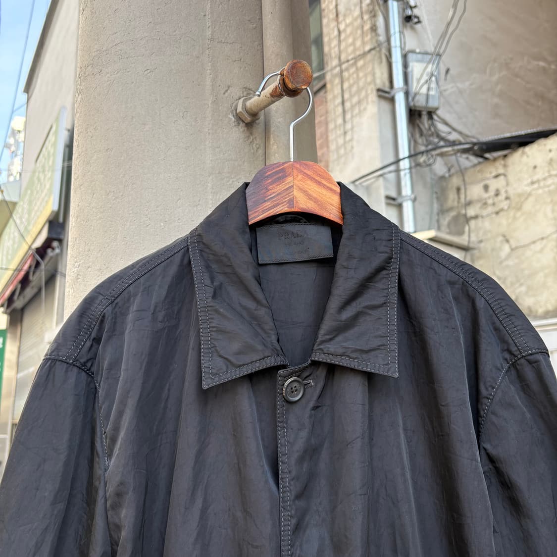 프라다 블랙 나일론 코트 상품이미지6