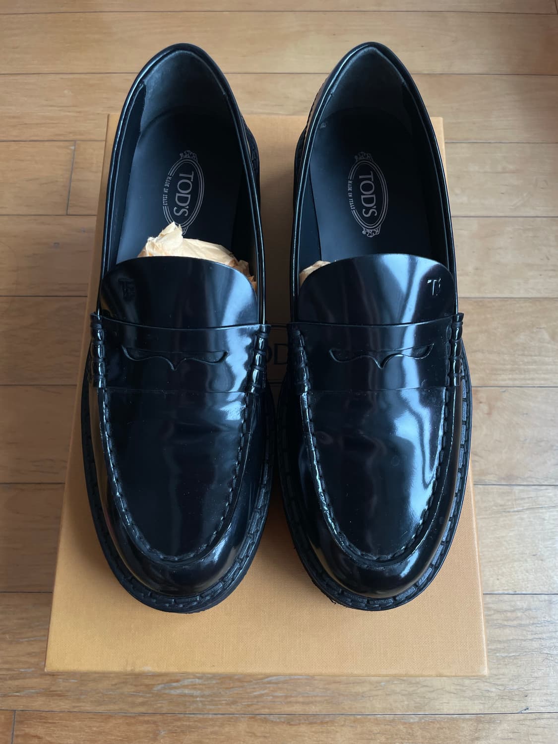 Tod’s 토즈 청키 럭 솔 페니로퍼 37.5  상품이미지1