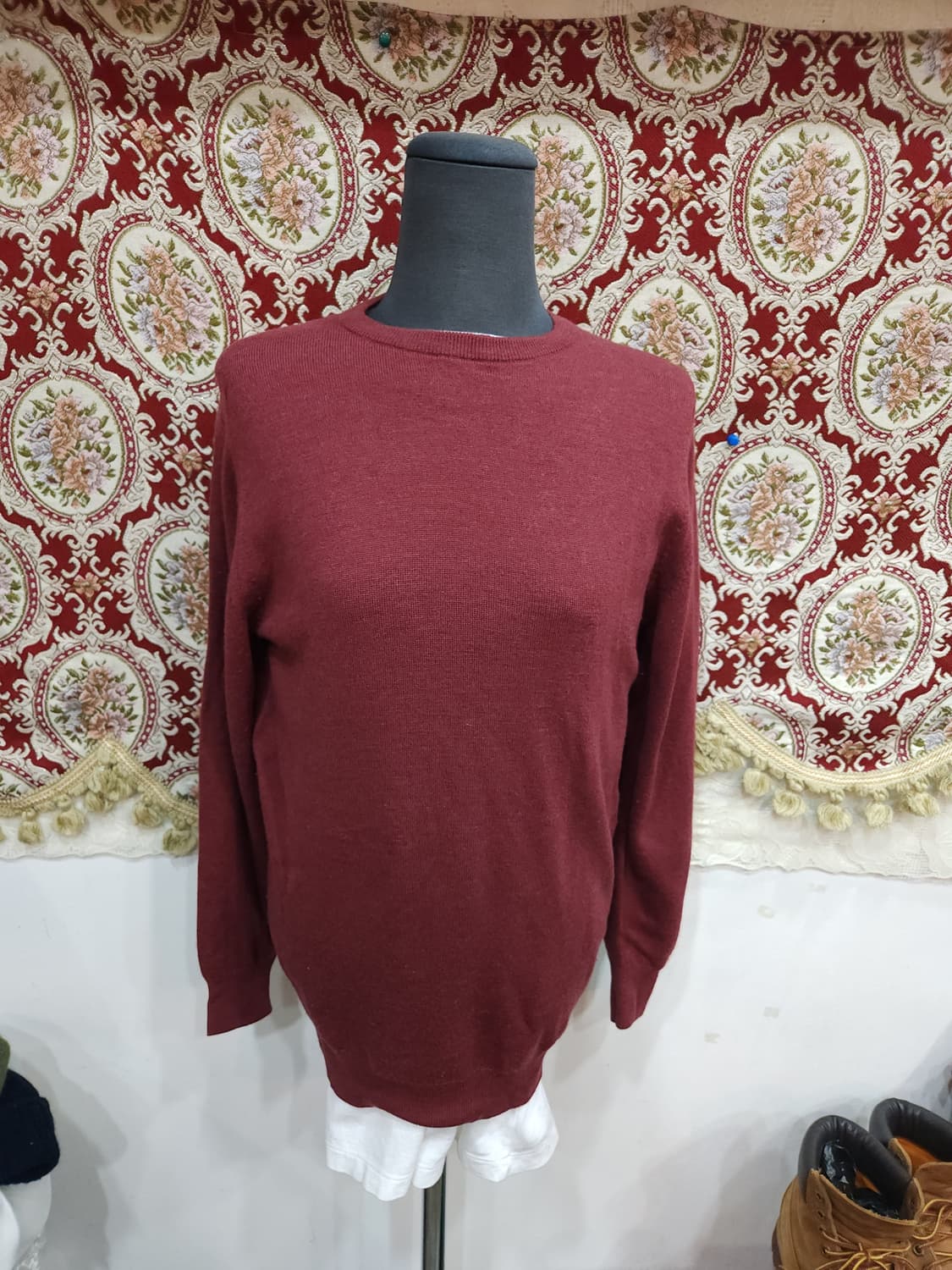 존스메들리 버건디 라운드 니트

 상품이미지1