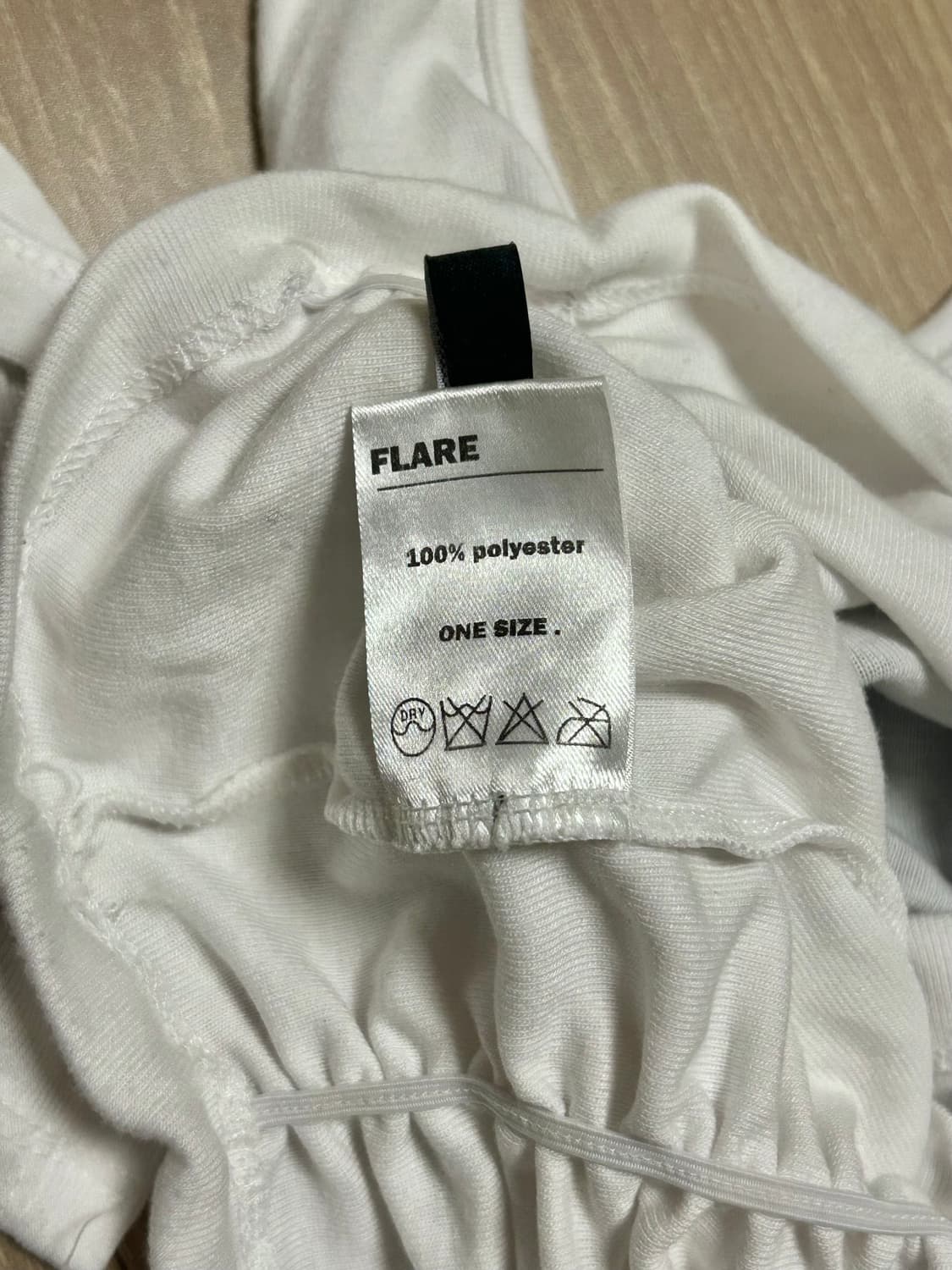 플레어업 홀터넥 나시 상품이미지10