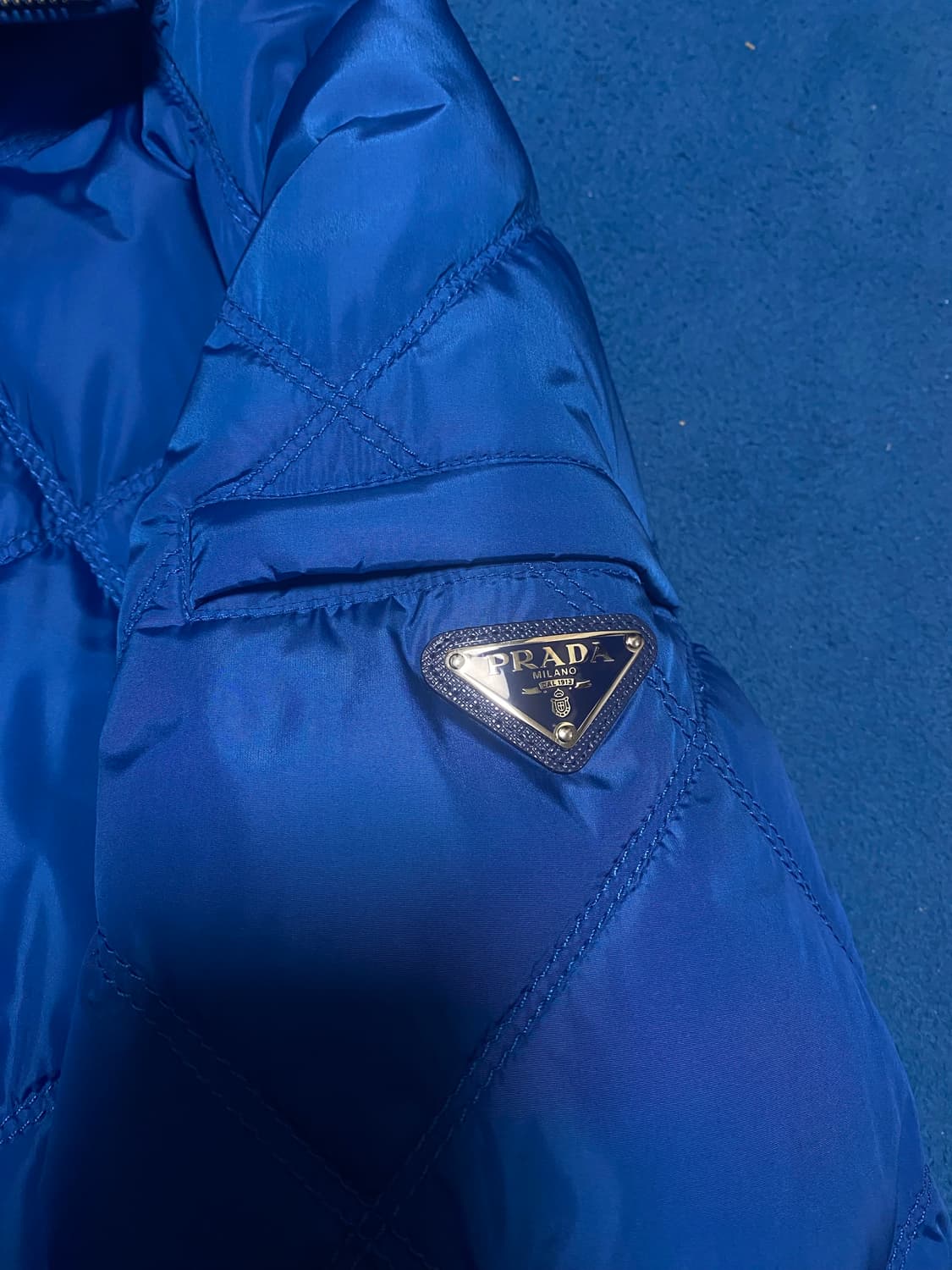 48 [정품] 프라다 경량패딩 자켓 상품이미지2