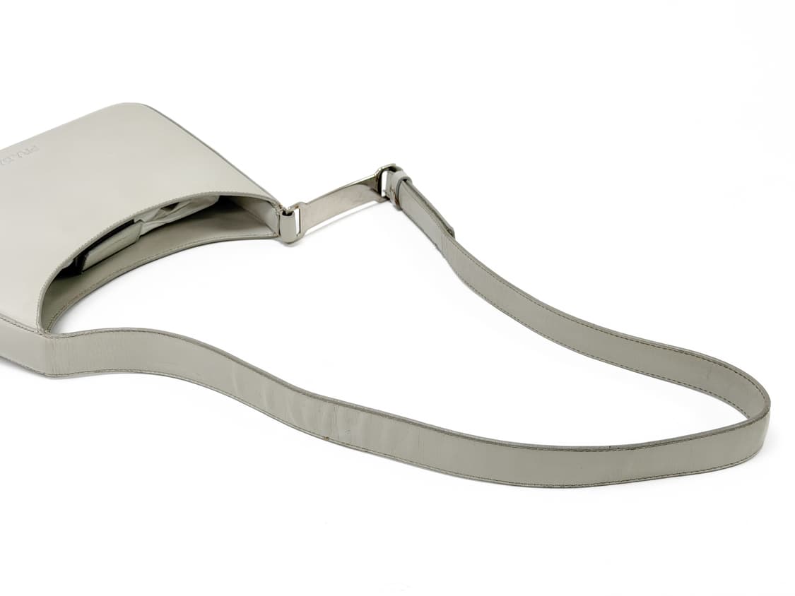 프라다 레더 크로스백 상품이미지9