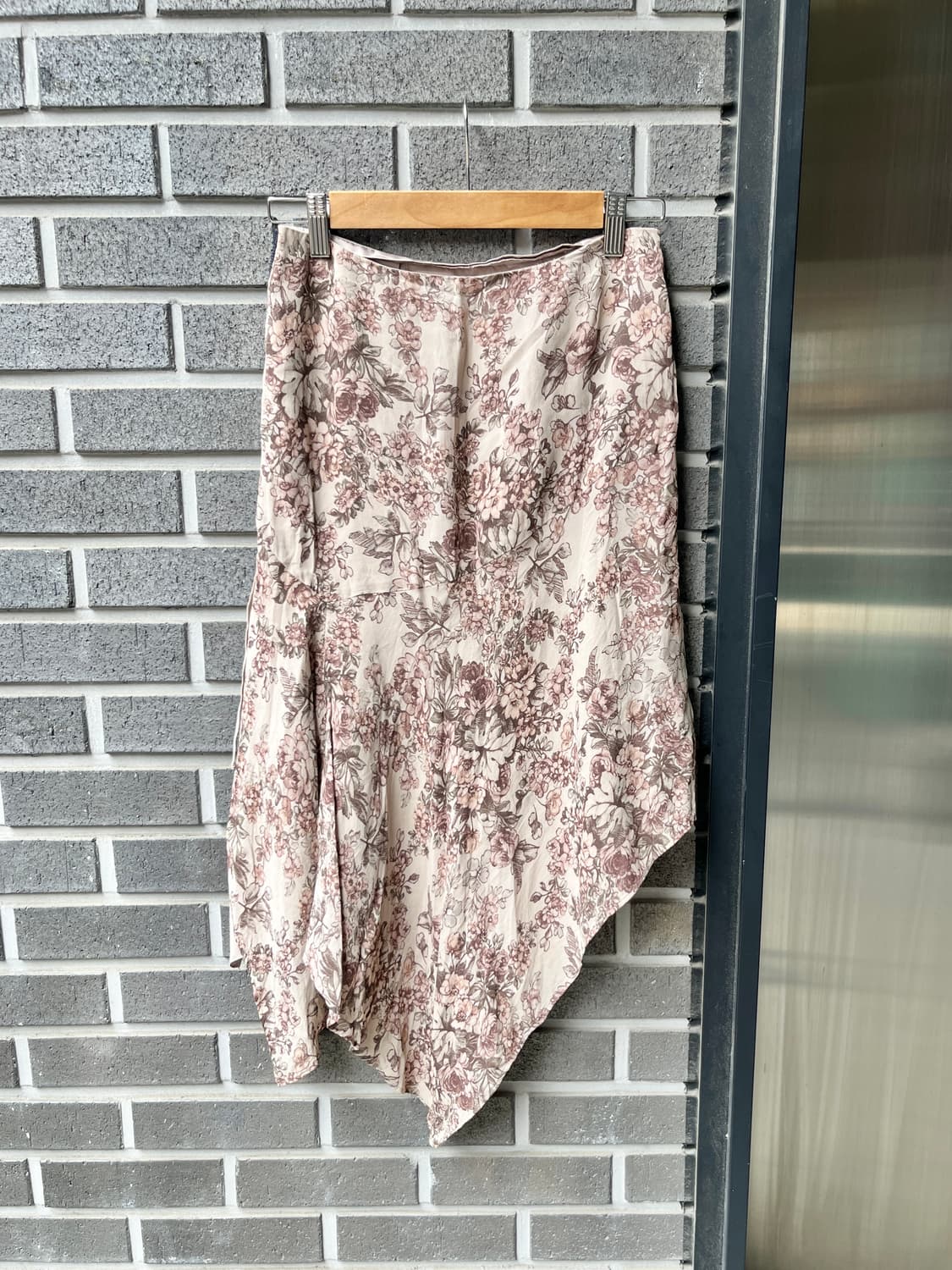 Scot Club 플로럴 아일렛 스커트 핑크 상품이미지4