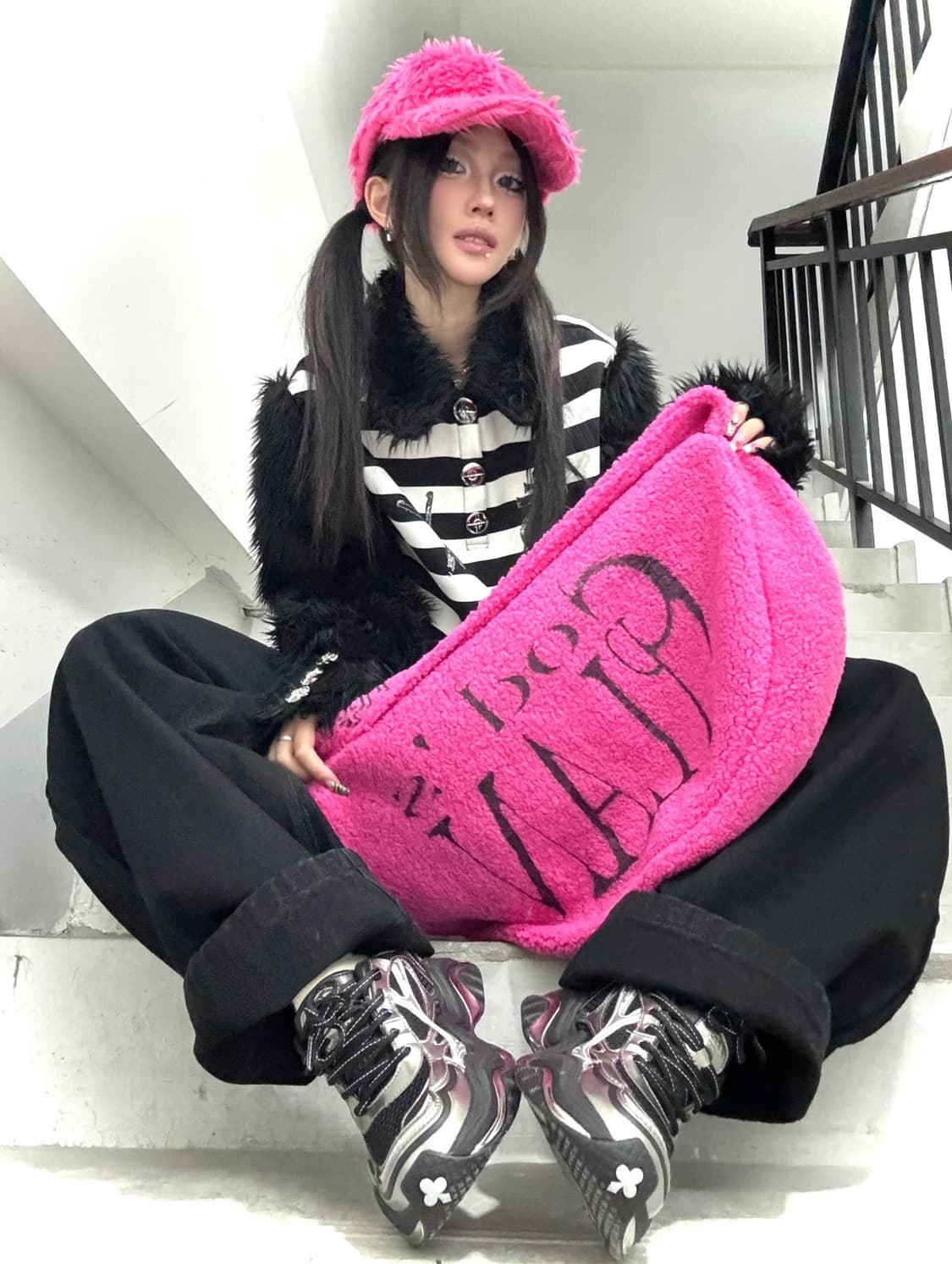 데스노트 갓플랜 핑크 양털 뽀글이 덤플링 숄더백 가방 오네갸루 상품이미지3