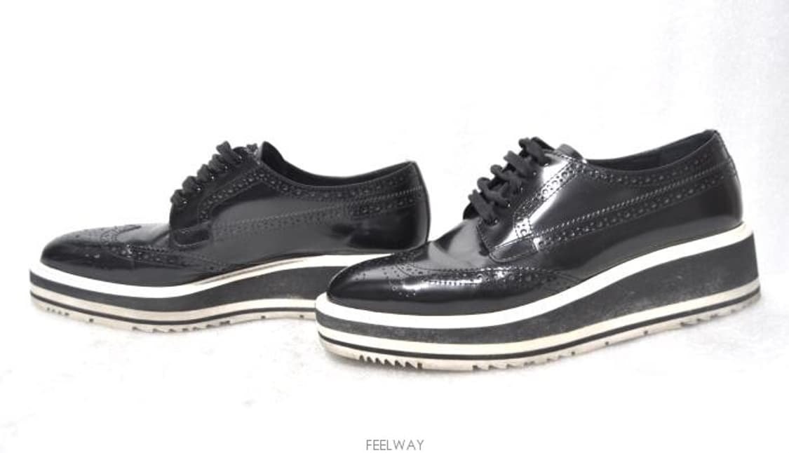 프라다/여성윙팁에나멜클리퍼슈즈(사이즈250)정품 상품이미지4