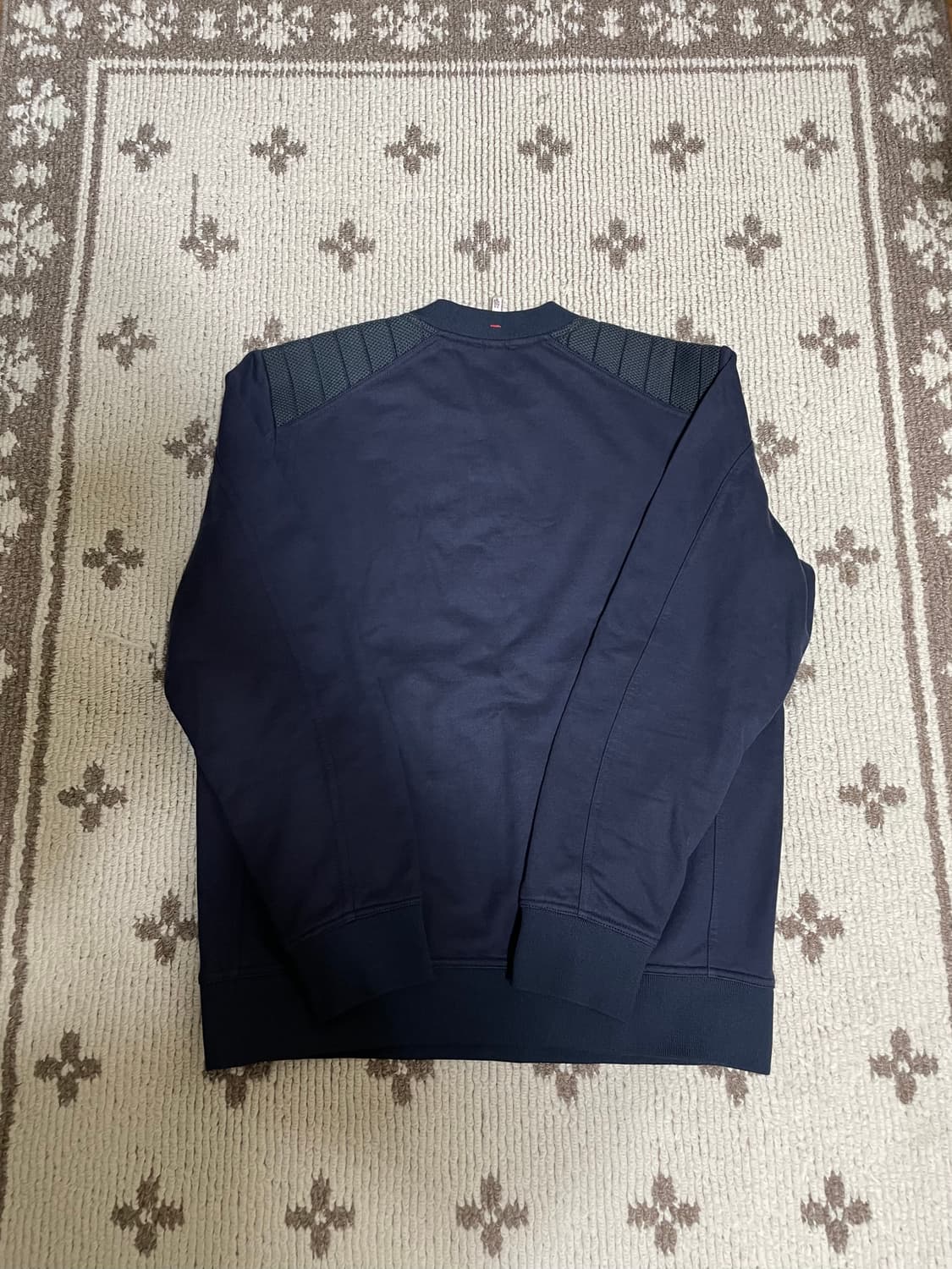 몽클레어 맨투맨 상품이미지4