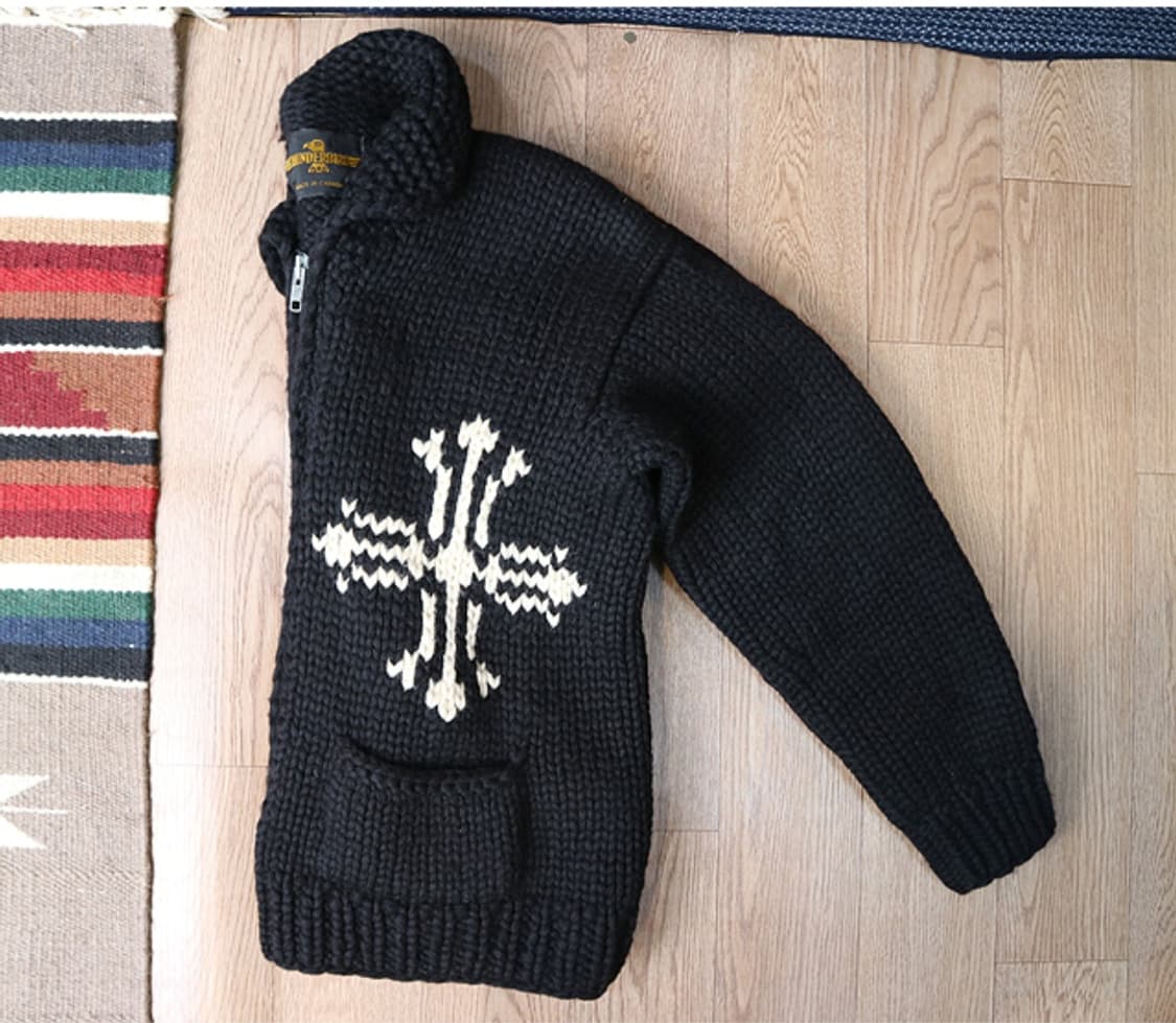 
캐나다 핸드메이드 양모100% 인디언 코위찬 스웨터 cowichan

 상품이미지1