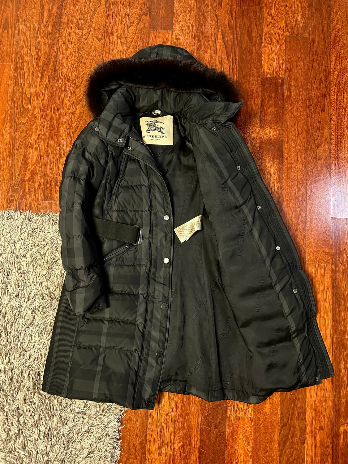 버버리 아비데일 폭스퍼 롱패딩(S/55) 상품이미지9