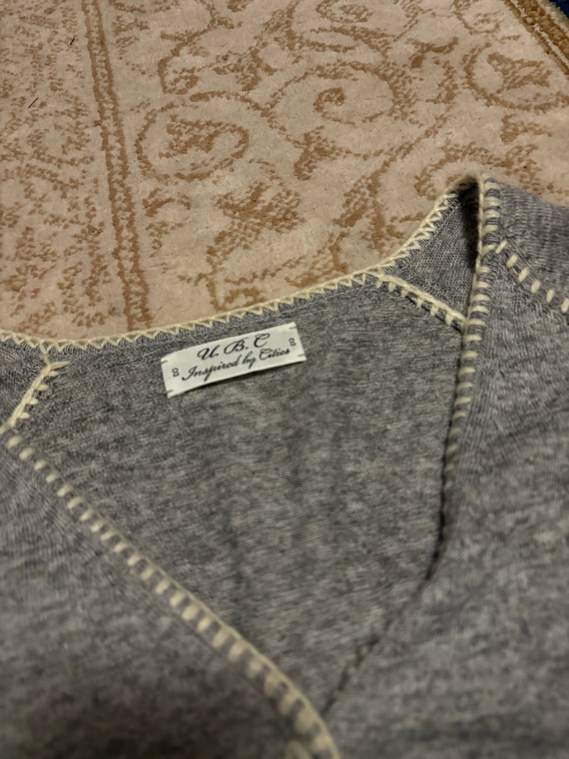 얼바닉 버튼홀 스티치 가디건  상품이미지5