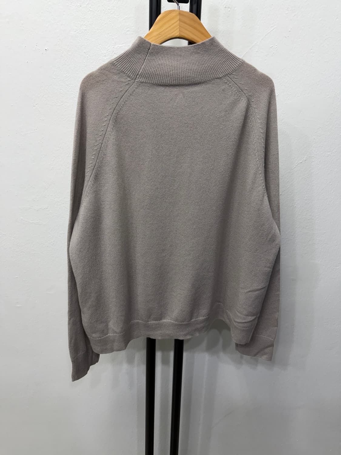 정품) 엘라코닉 캐시미어100 라운드넥 니트 66 상품이미지4