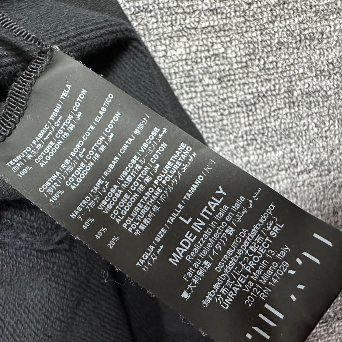 언라벨 프로젝트 디스트로이드 그래픽 후드 (블랙) 상품이미지5