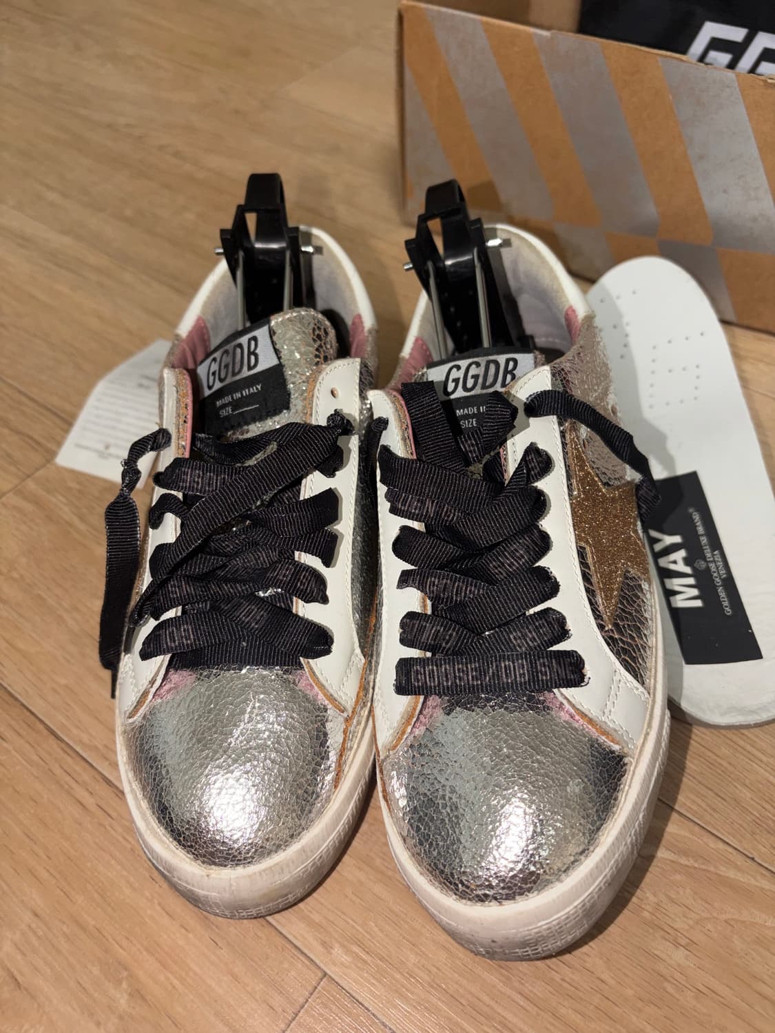 골든구스 한정판 메이 스니커즈 35 상품이미지1