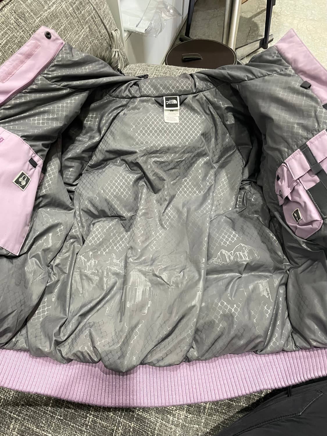 노스페이스 구스다운 여성 숏패딩 M 라벤더 정품 상품이미지3