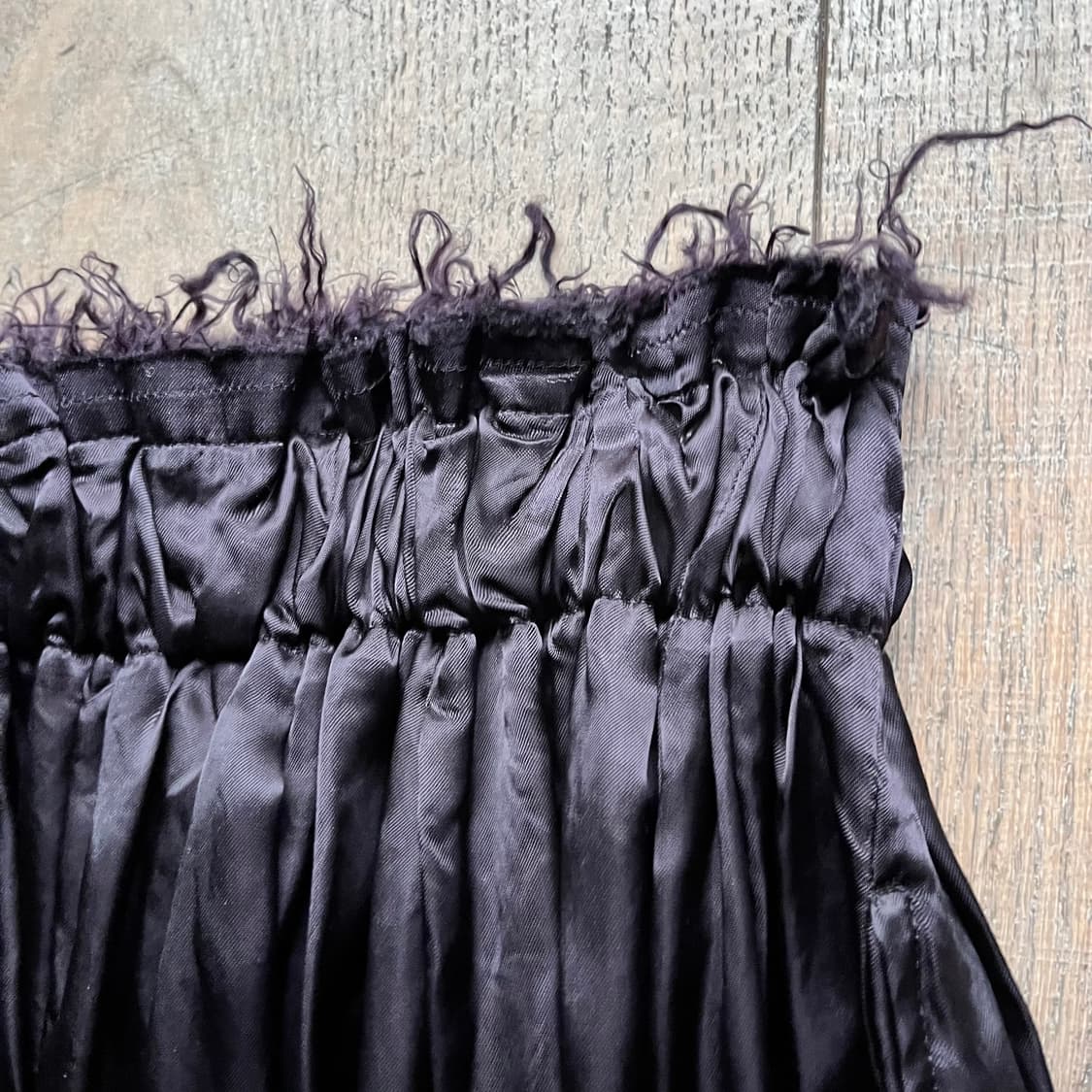 Distressed Shirring Cupra Skirt 상품이미지8