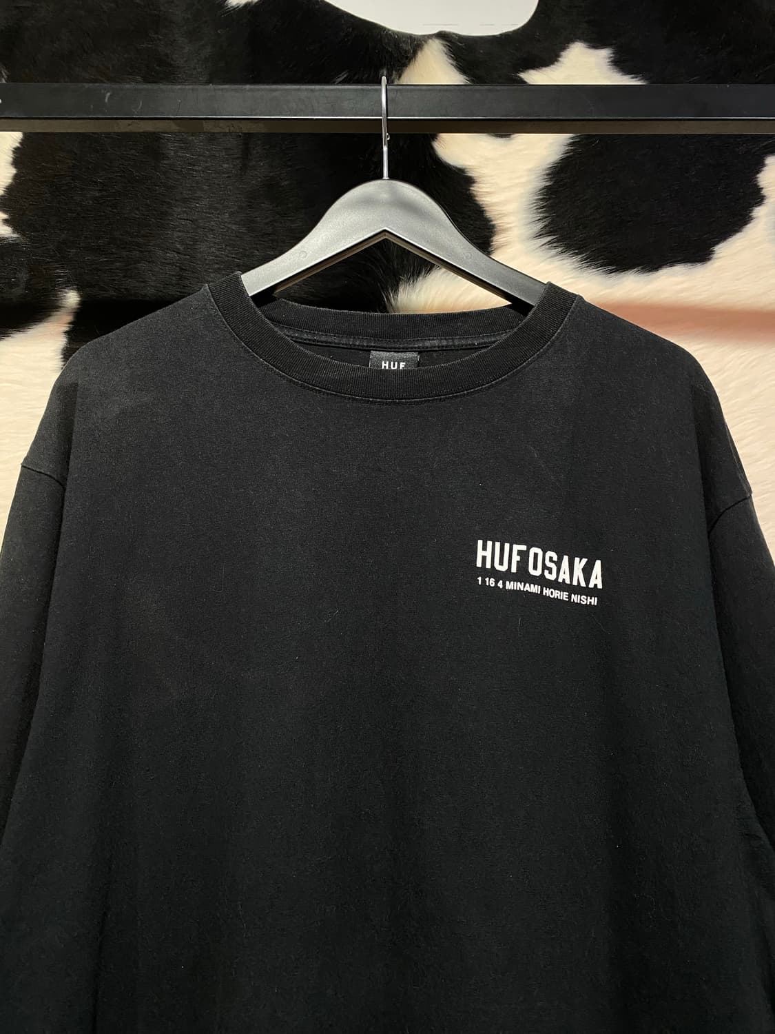 HUF 오사카 백레터링 디테일 반팔 티셔츠 상품이미지2