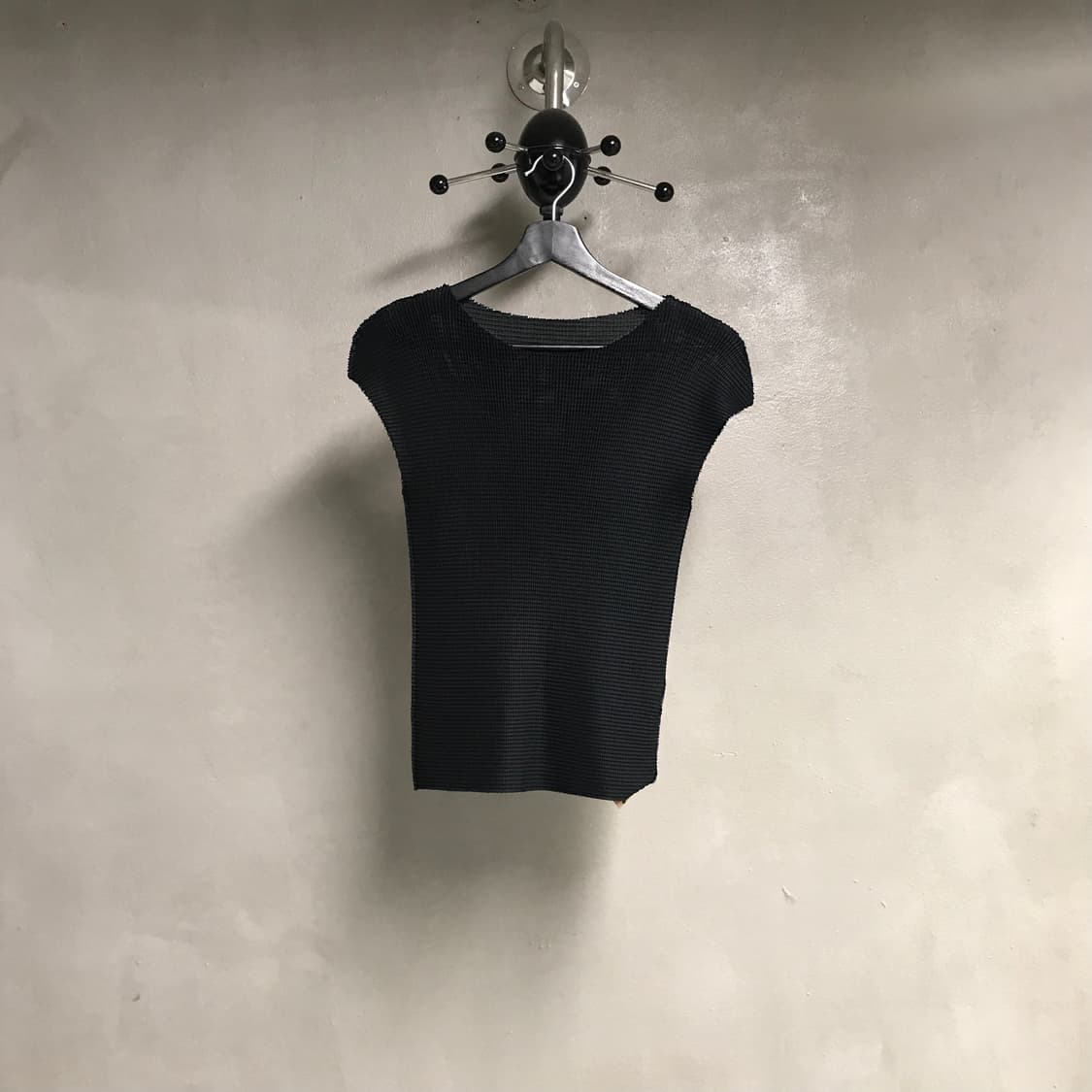 미 이세이 미야케 플리츠 블랙 탑 F(W) 상품이미지1