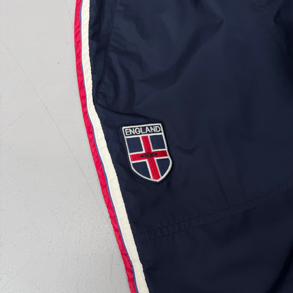 엄브로 잉글랜드 올드스쿨 바람막이 트랙팬츠 상품이미지3