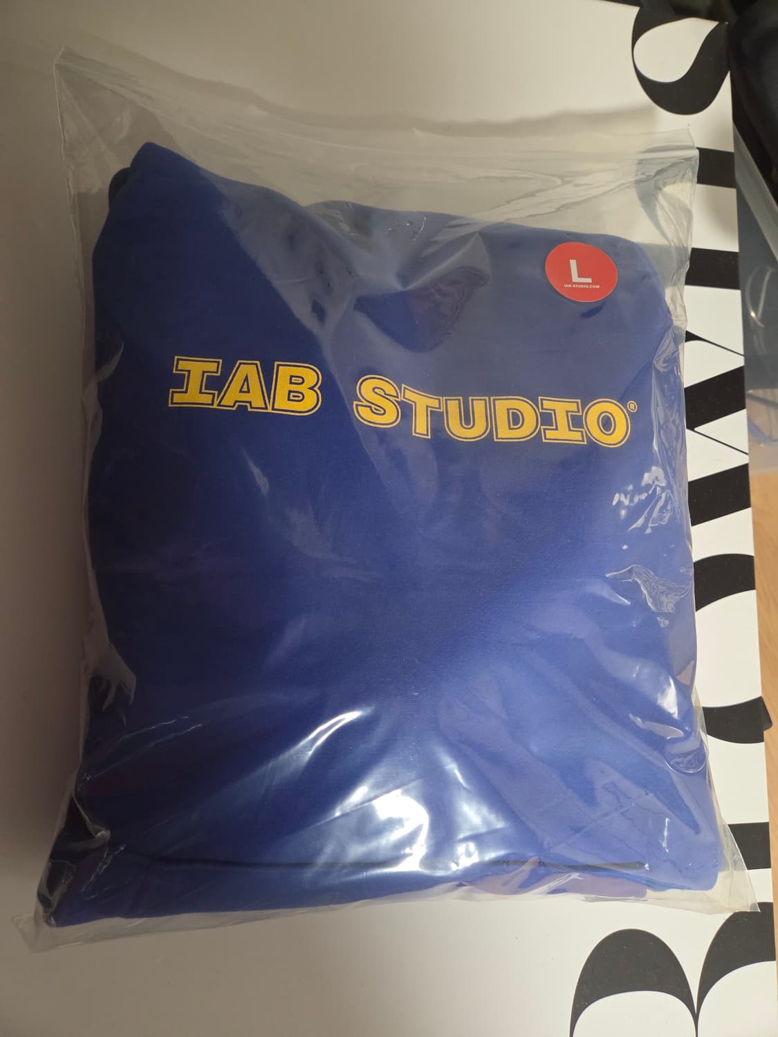 아이앱 스튜디오 스트레이트 로고 후드 블루 상품이미지2