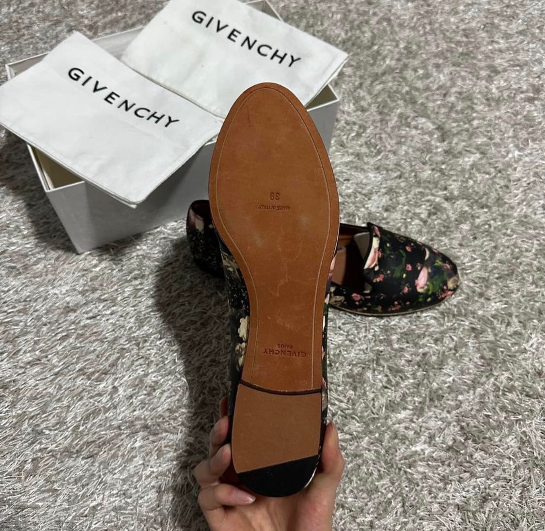 [리오브전포점] 지방시 플라워 구두 상품이미지3