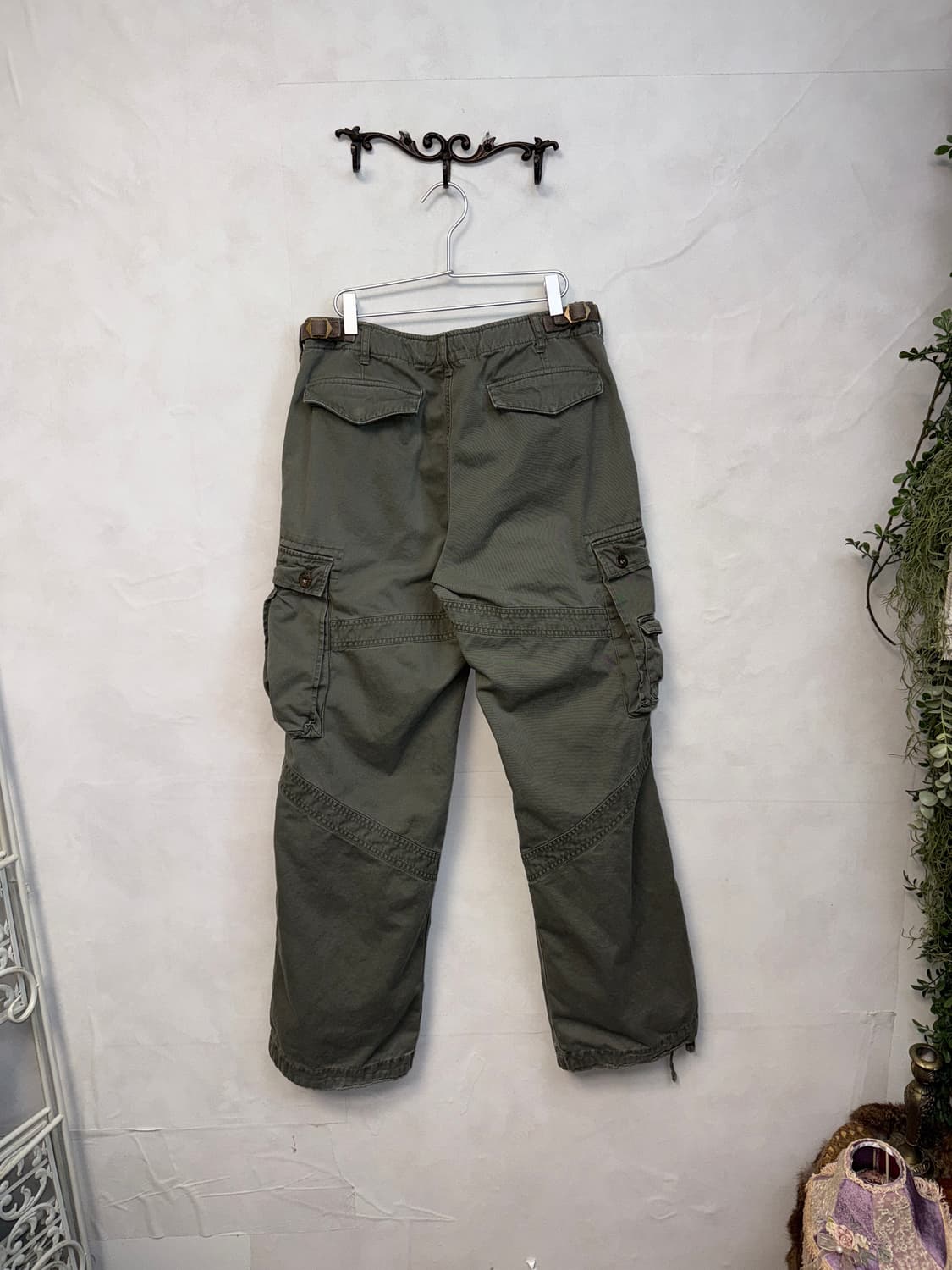 Ash khaki multi pocket wide cargo pants  상품이미지4