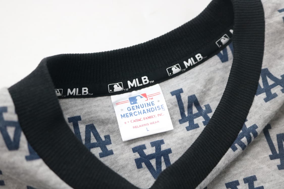 MLB 엠엘비 LA 다저스 모노그램 올오버 패턴 그레이 롱슬리브 L 상품이미지5