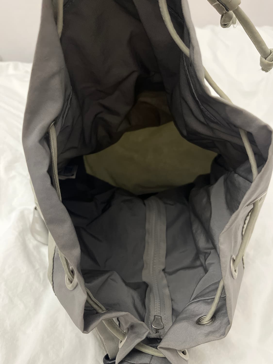 스컬프터 크로스 백팩 상품이미지4