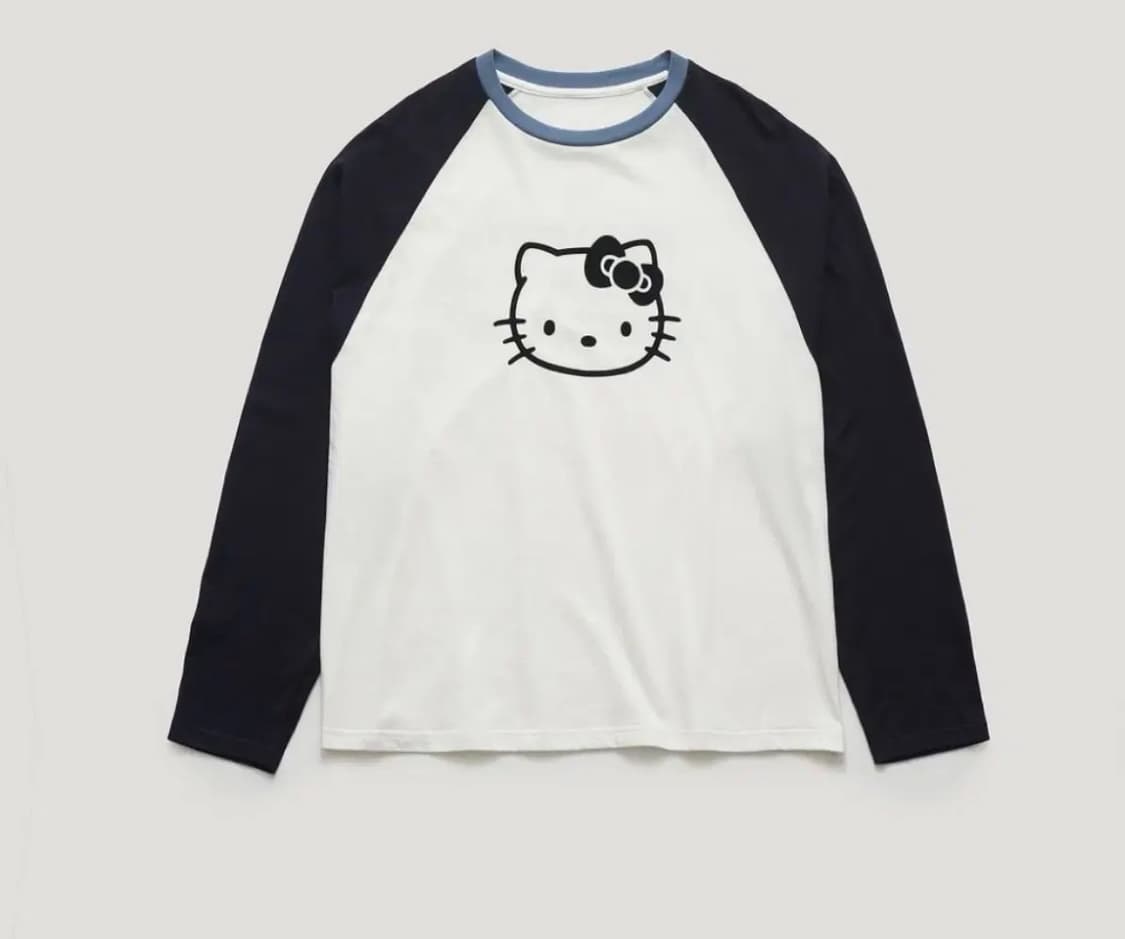 새상품)파르벵 헬로 키티 래글런 롱 슬리브 티셔츠 상품이미지1