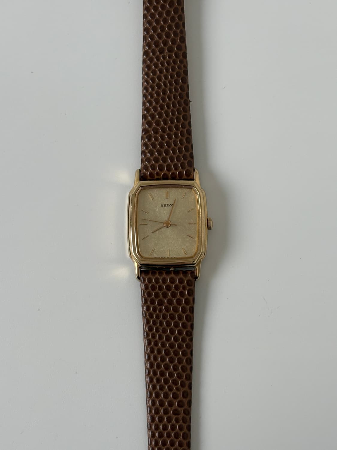1980s Goldflake Dial Tank Ladies Quartz 상품이미지3