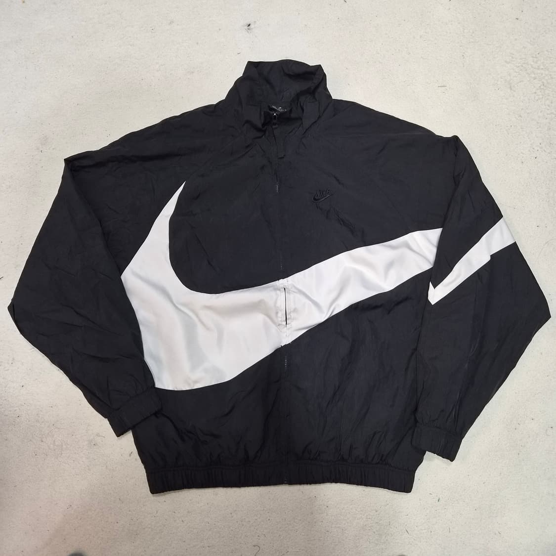 나이키  바람막이L 상품이미지1