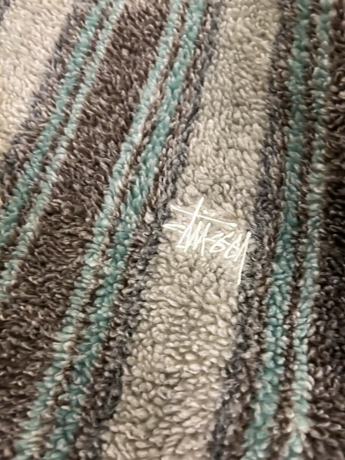 스투시 스트라이프 쉐르파 후드티 상품이미지2