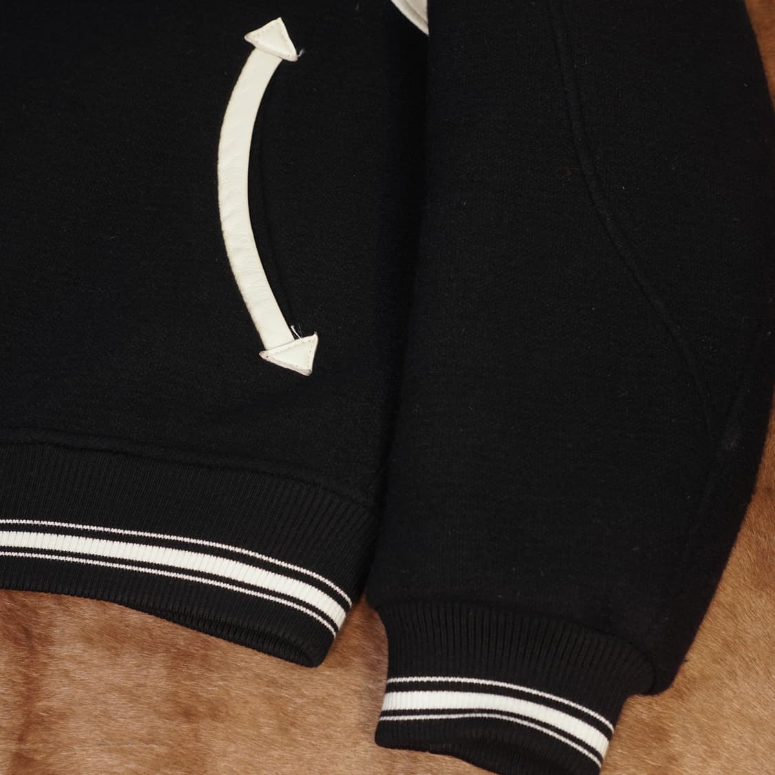 비이커 24fw 울&레더 바시티 자켓 상품이미지7