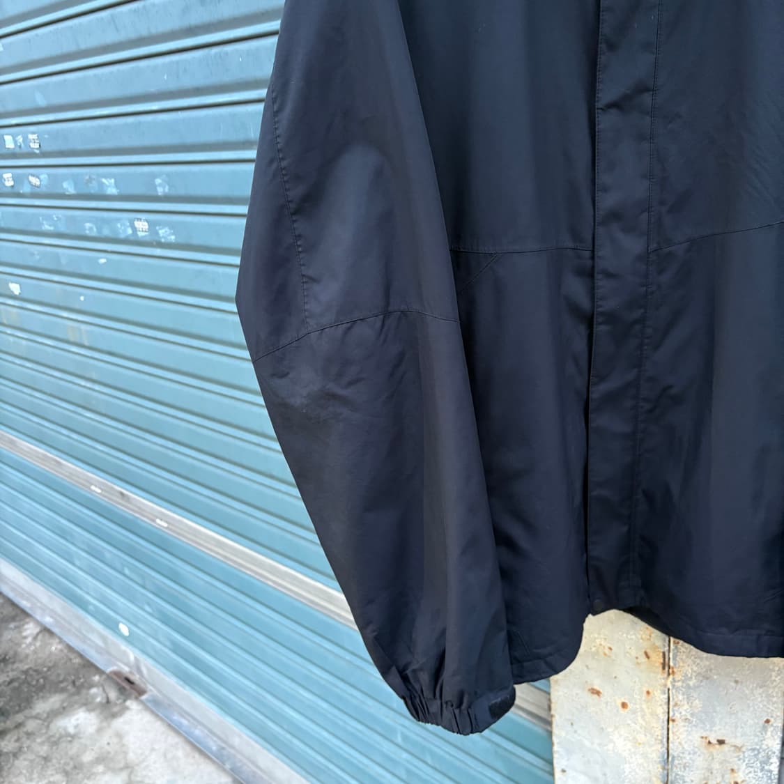 살로몬 블랙 윈드브레이커 자켓 상품이미지3