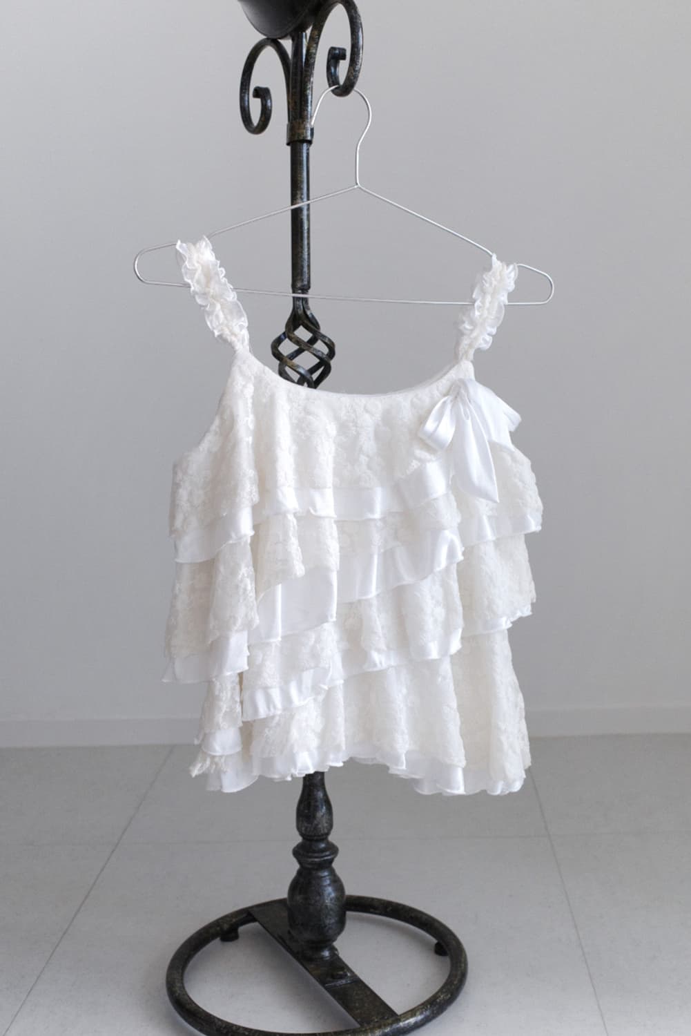 lace frill sleeveless 상품이미지1